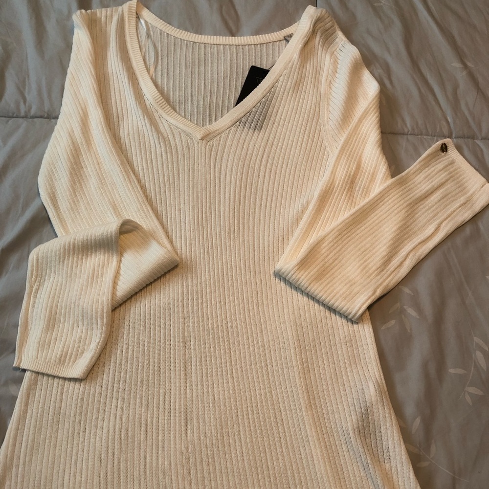 Long sleeve sweater